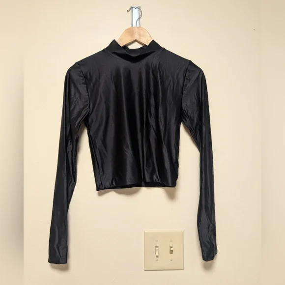 Babaton by Aritzia Black Satin Long Sleeve Mock Neck Blouse – Size M - Picture 4 of 5